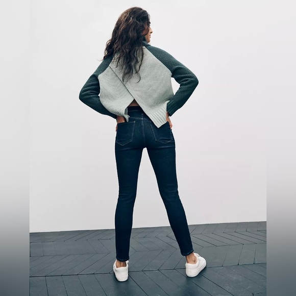 Madewell 9" Mid-Rise Skinny Jeans in Orland Wash - Picture 5 of 12